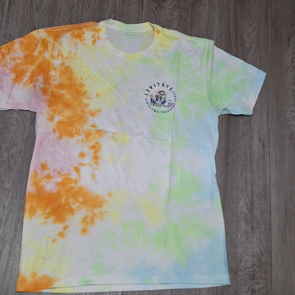 Levitate Tshirt 2003 Men's size Medium Thin Tye Dye